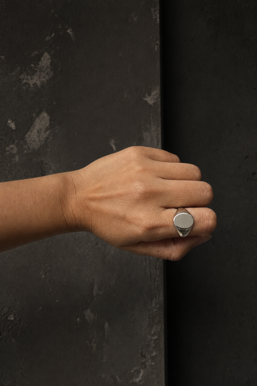 The Classic Oval Signet Ring